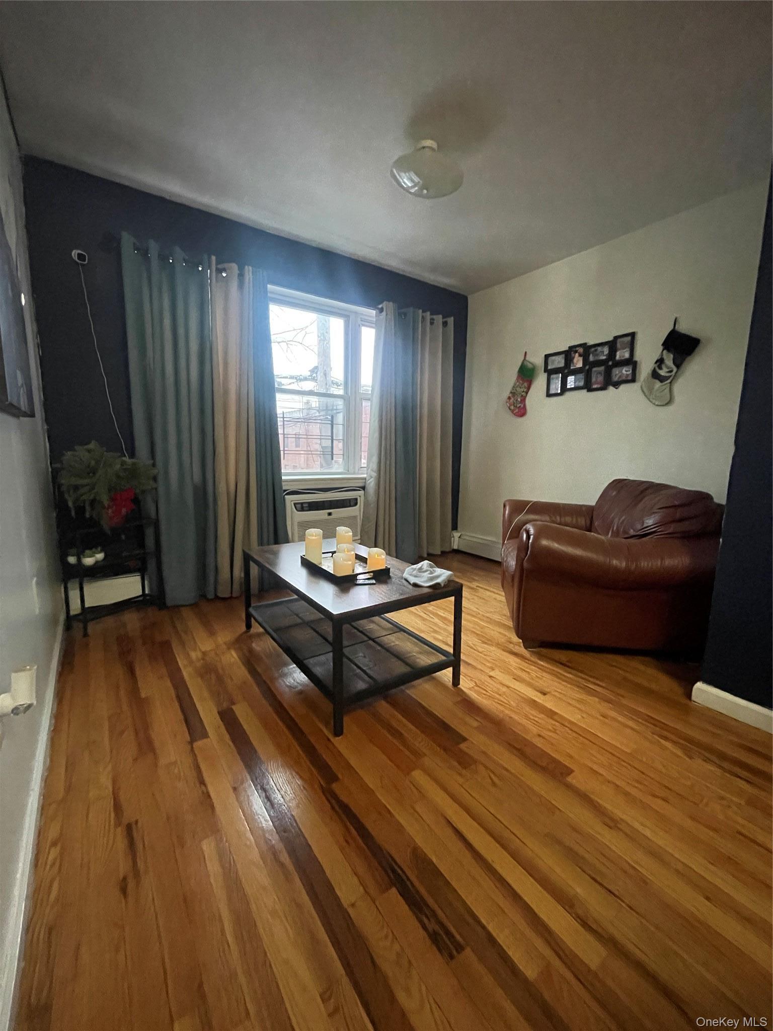 Single Family Kingsbridge Terrace  Bronx, NY 10463, MLS-1051162-18