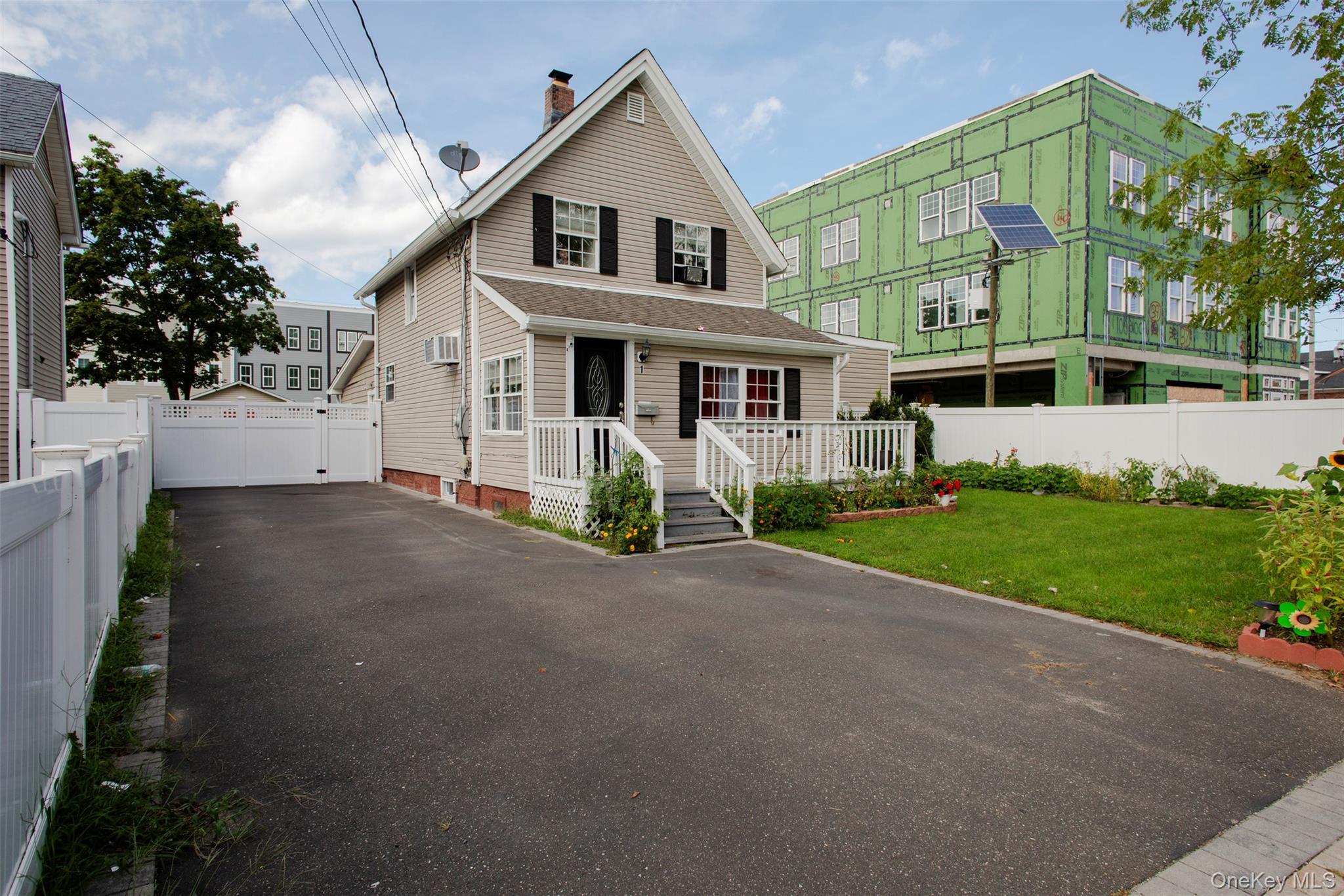 Single Family Brightside Avenue  Suffolk County, NY 11722, MLS-1051183-20