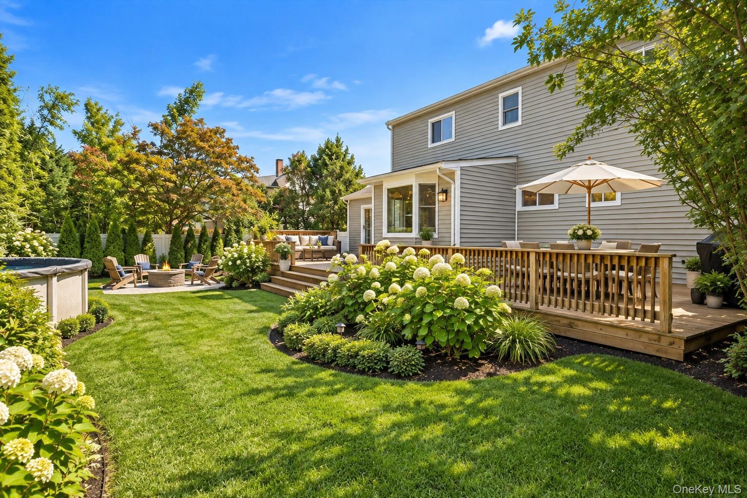 Single Family Old Country Road  Suffolk County, NY 11729, MLS-1051185-33
