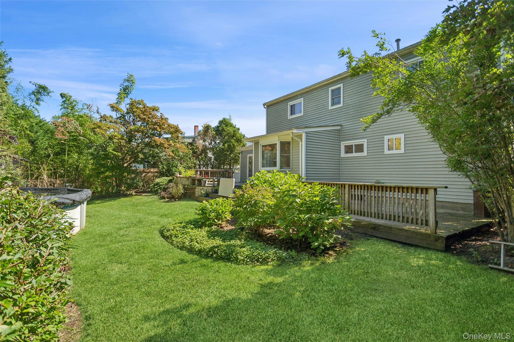 Single Family Old Country Road  Suffolk County, NY 11729, MLS-1051185-34
