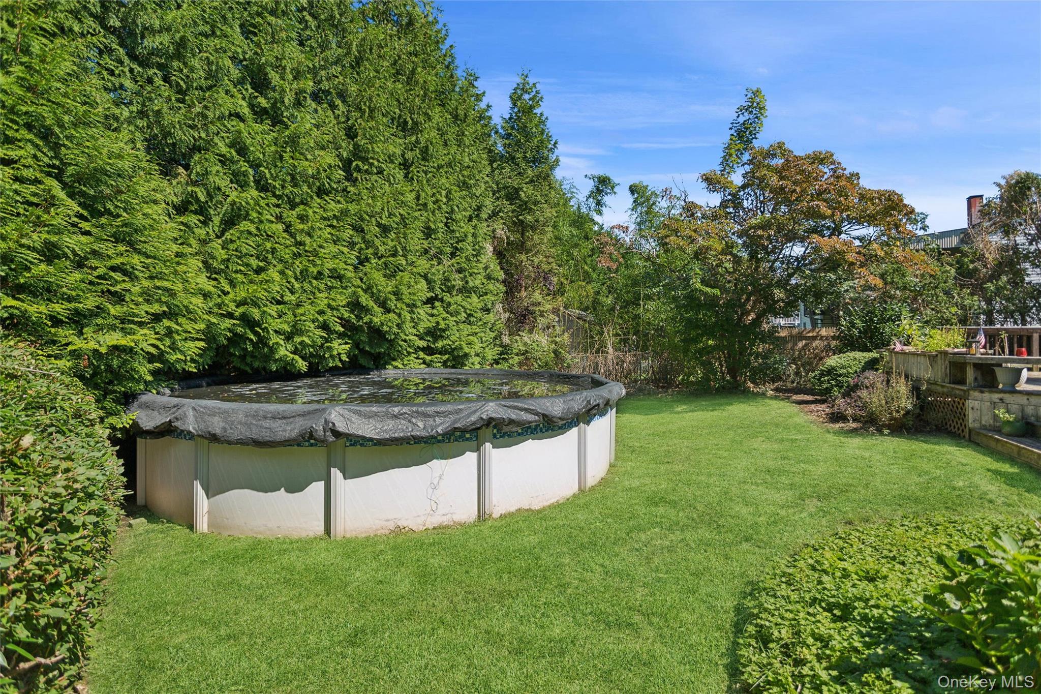 Single Family Old Country Road  Suffolk County, NY 11729, MLS-1051185-36