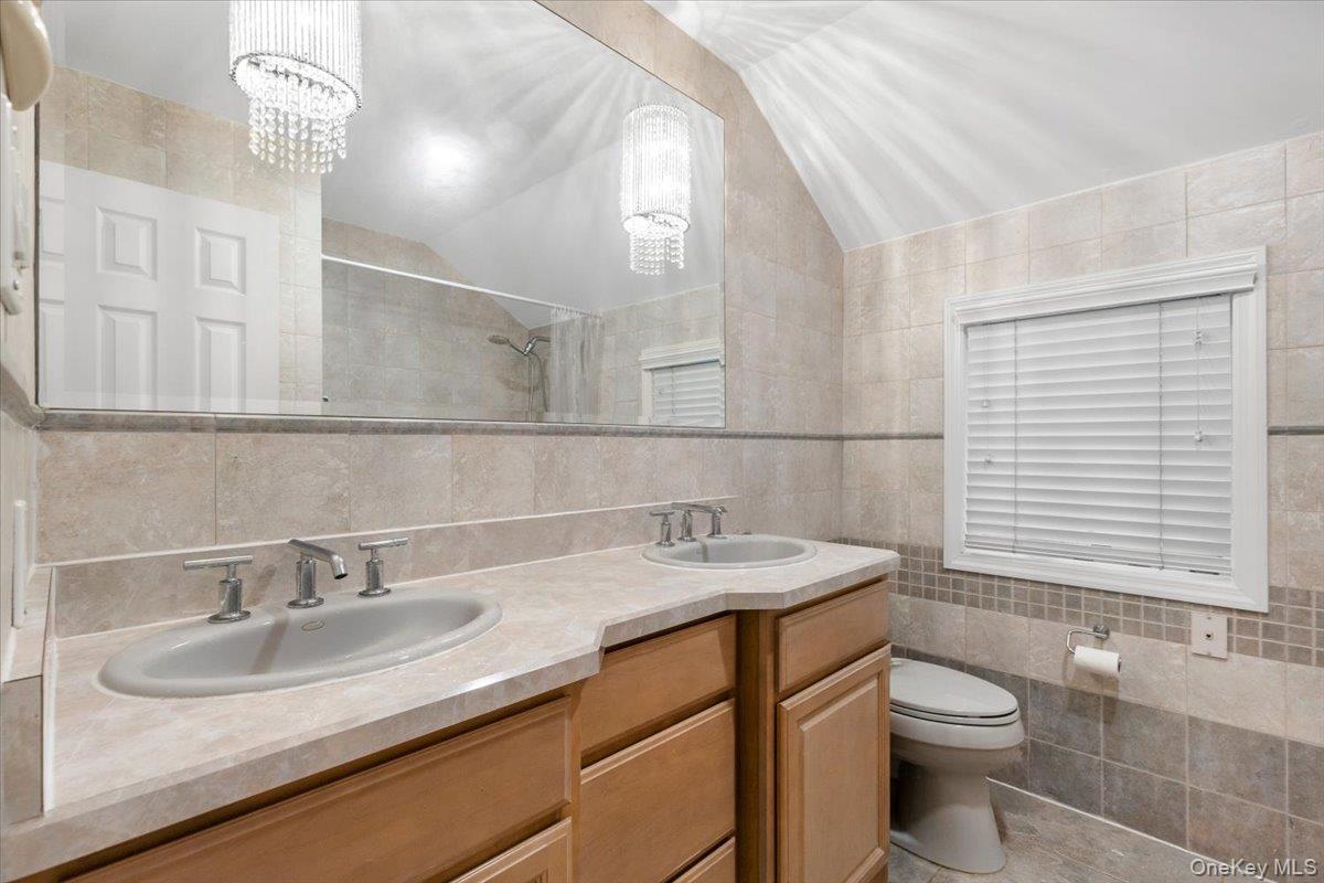 Single Family Amboy Road Staten Island, NY 10312, MLS-1051187-22