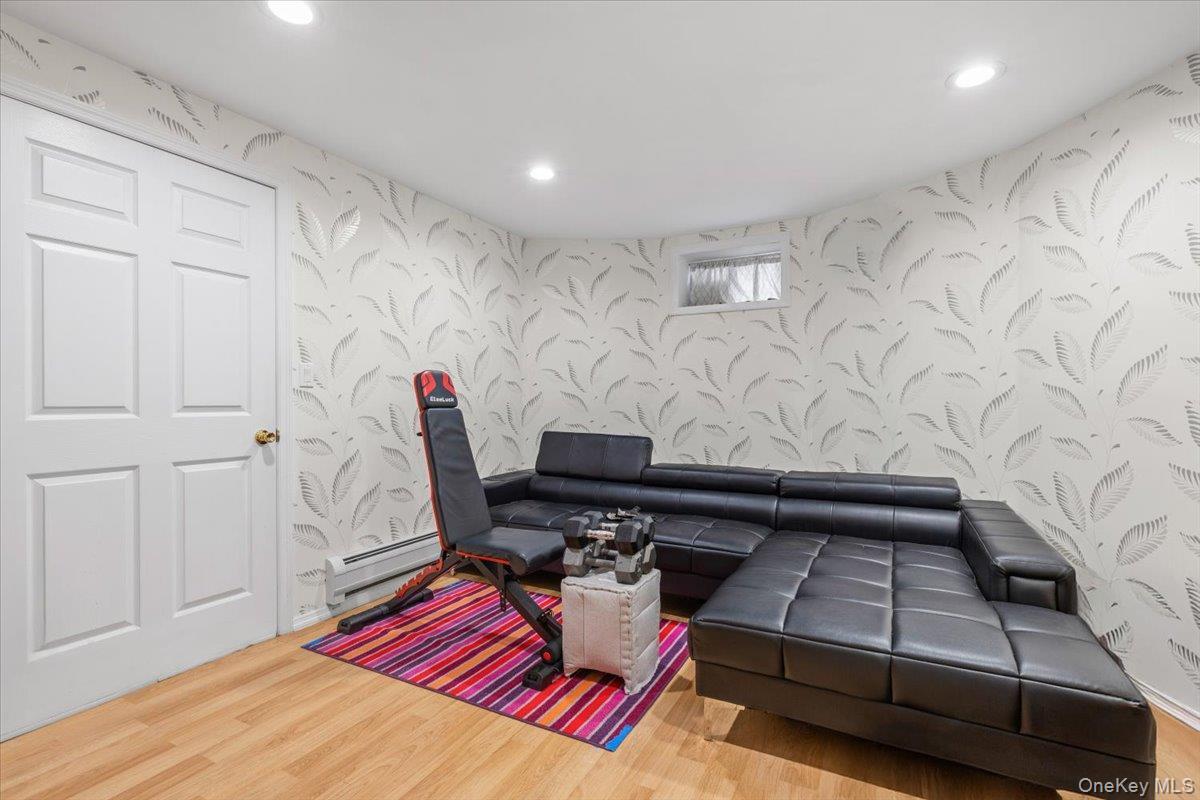 Single Family Amboy Road Staten Island, NY 10312, MLS-1051187-26