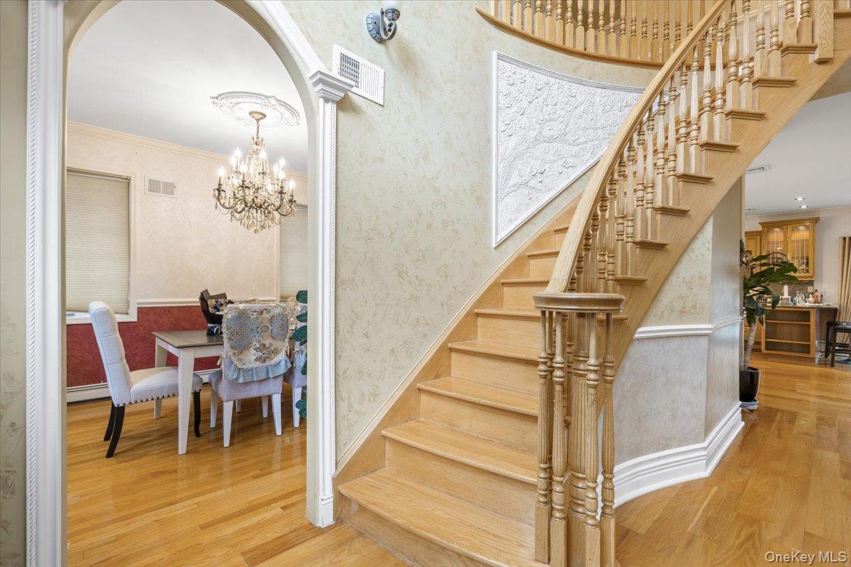 Single Family Amboy Road Staten Island, NY 10312, MLS-1051187-8