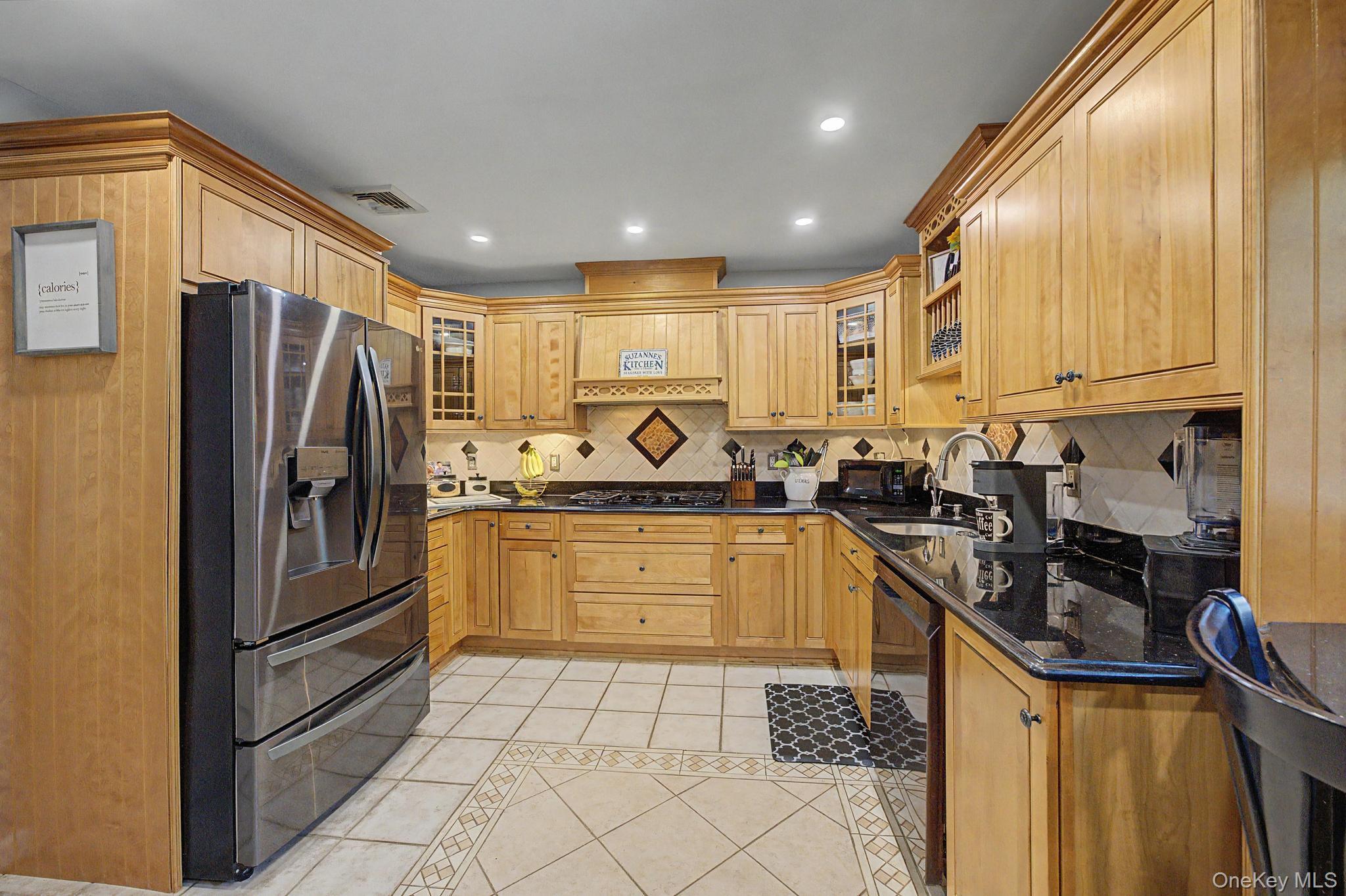 Single Family Winnecomac Circle Suffolk County, NY 11754, MLS-1051191-11