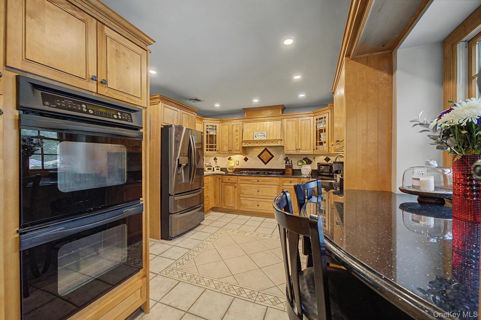 Single Family Winnecomac Circle Suffolk County, NY 11754, MLS-1051191-12