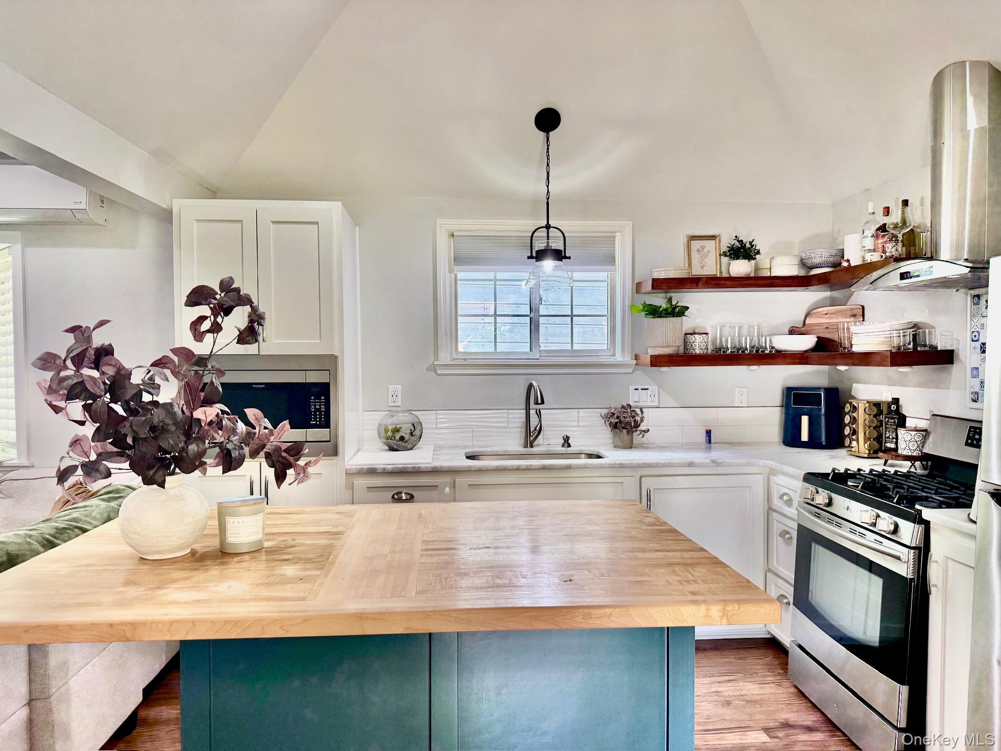 Single Family Maple Avenue  Orange County, NY 12566, MLS-1051192-22
