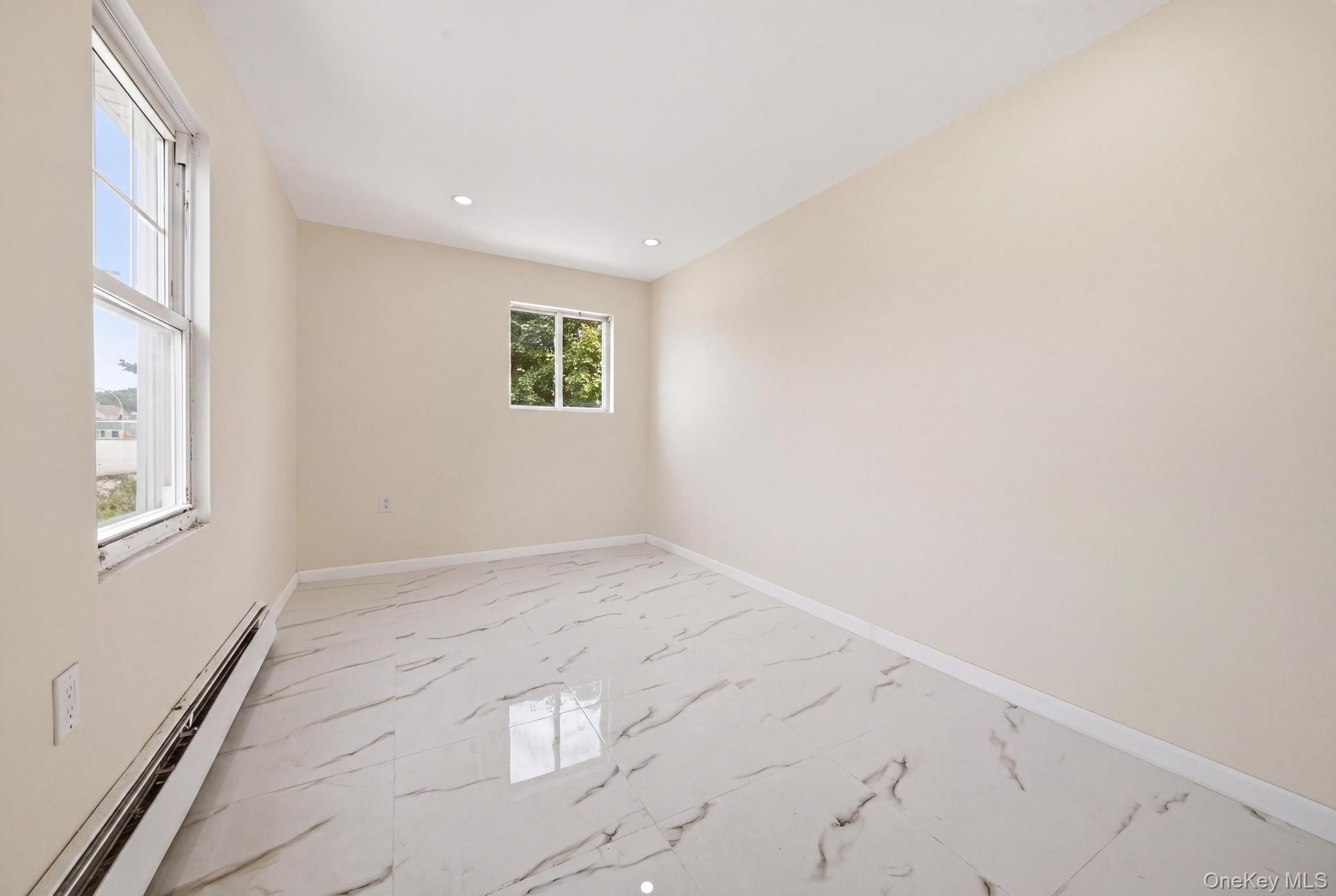 Single Family 113th Avenue Queens, NY 11429, MLS-1051202-10
