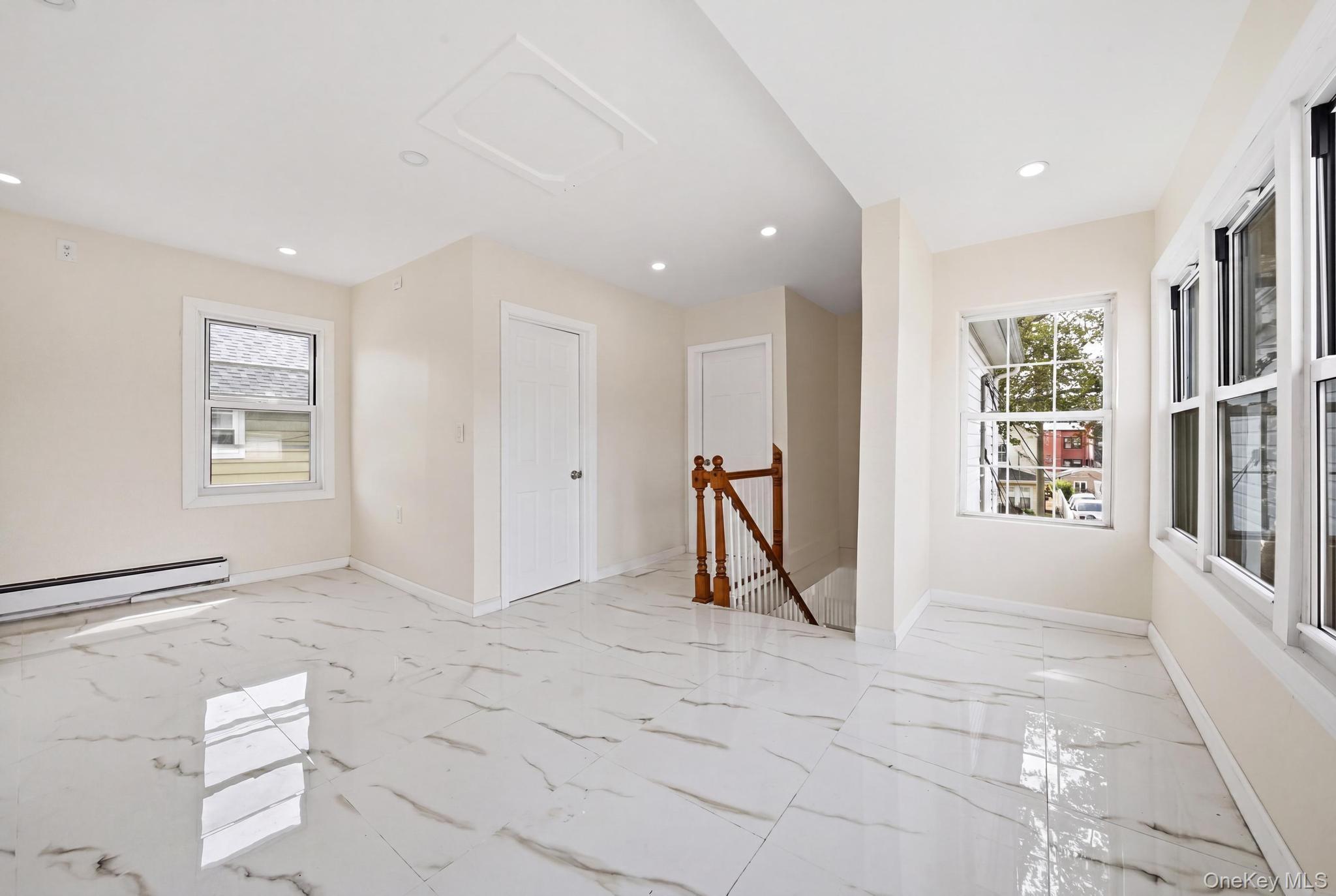 Single Family 113th Avenue Queens, NY 11429, MLS-1051202-15