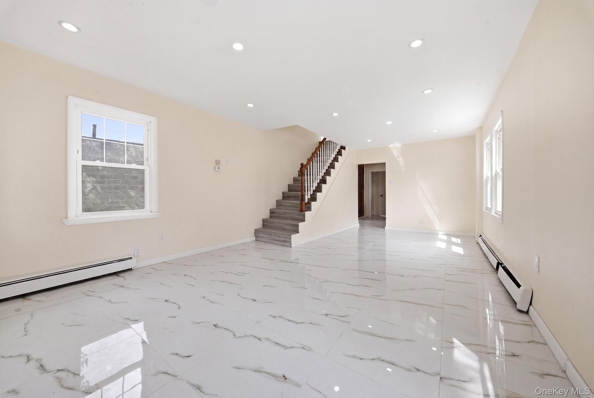 Single Family 113th Avenue Queens, NY 11429, MLS-1051202-19