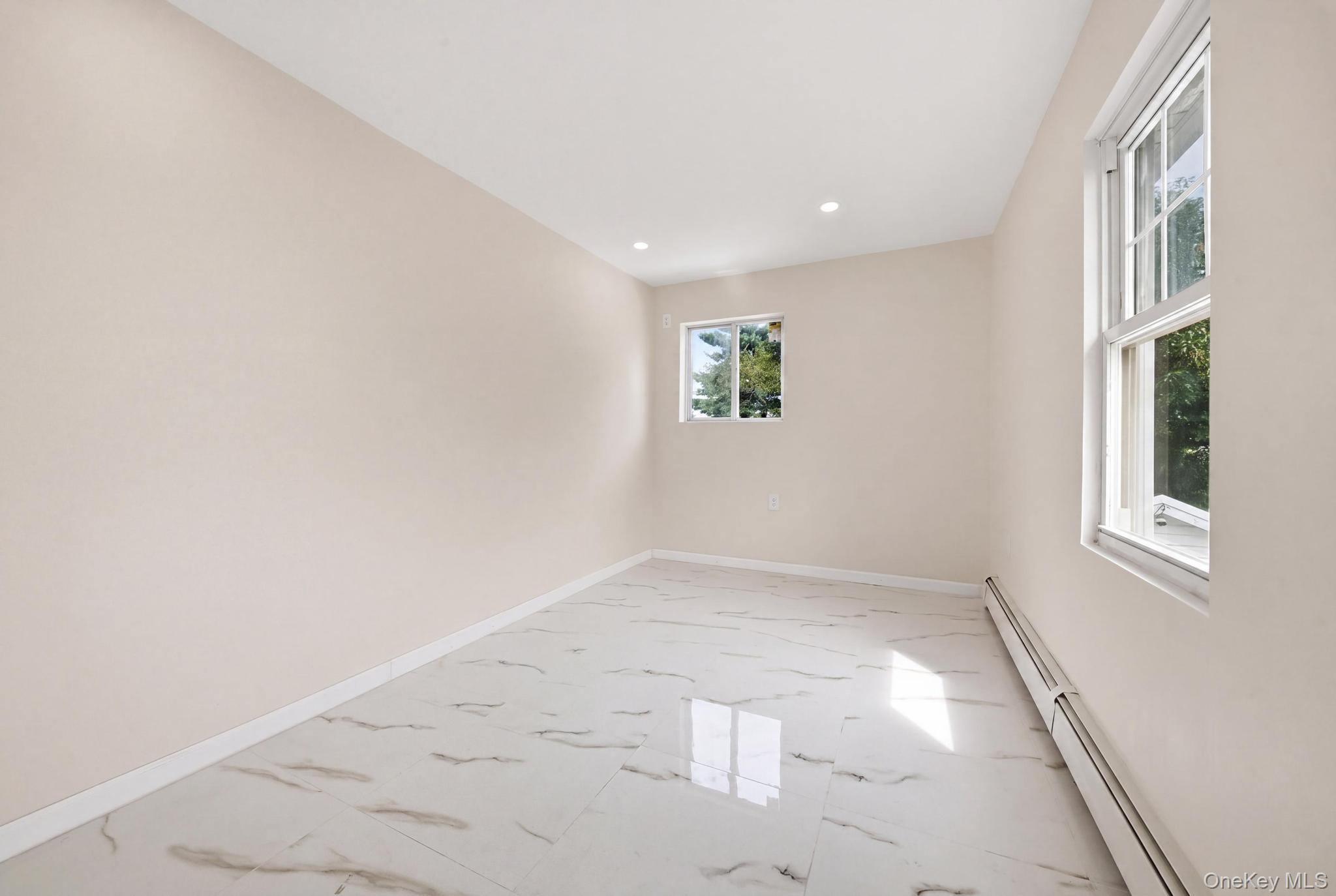 Single Family 113th Avenue Queens, NY 11429, MLS-1051202-5