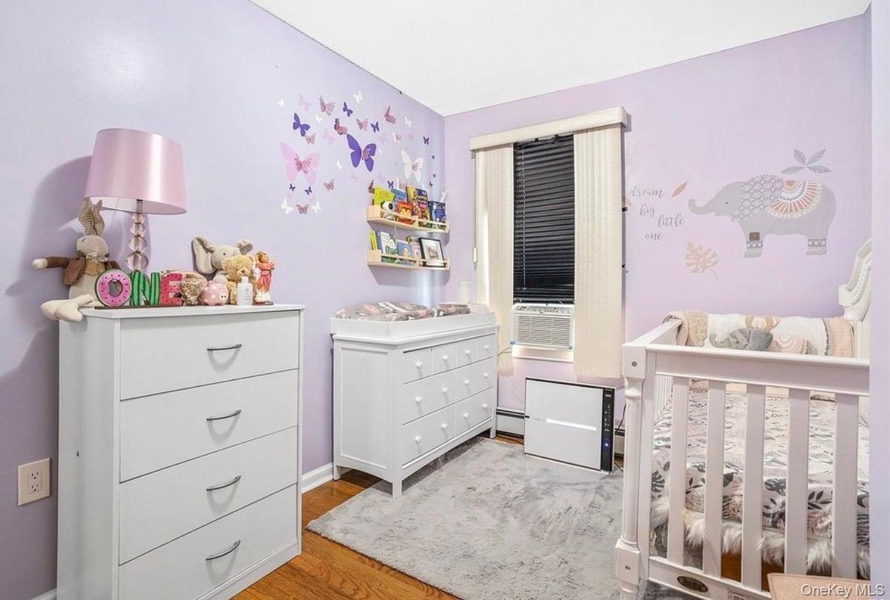 Single Family 201st Street Queens, NY 11423, MLS-1051212-17