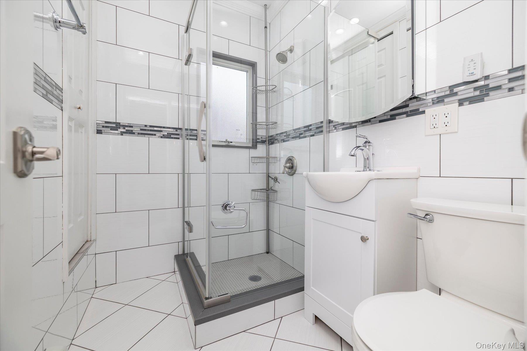 Single Family 96th Street Queens, NY 11414, MLS-1051221-10