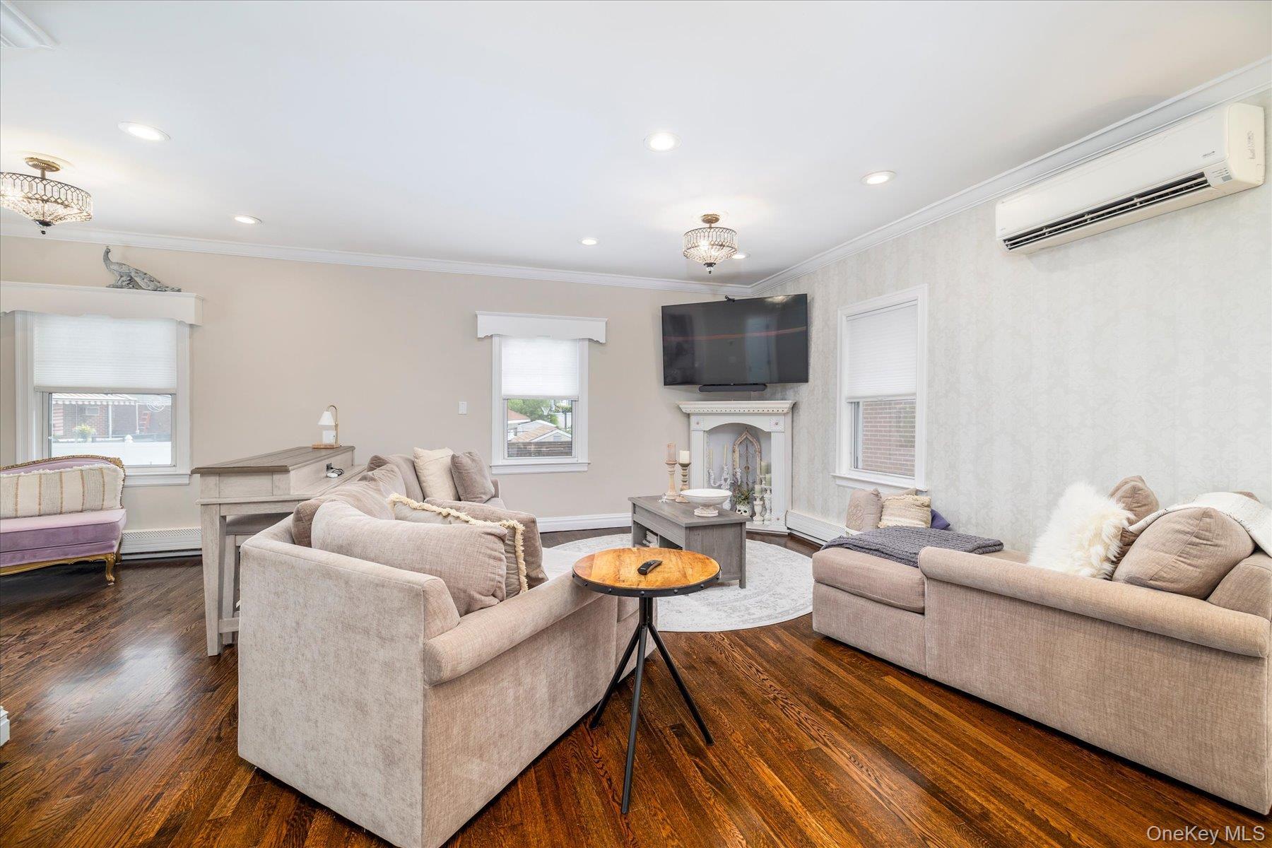 Single Family 96th Street Queens, NY 11414, MLS-1051221-4