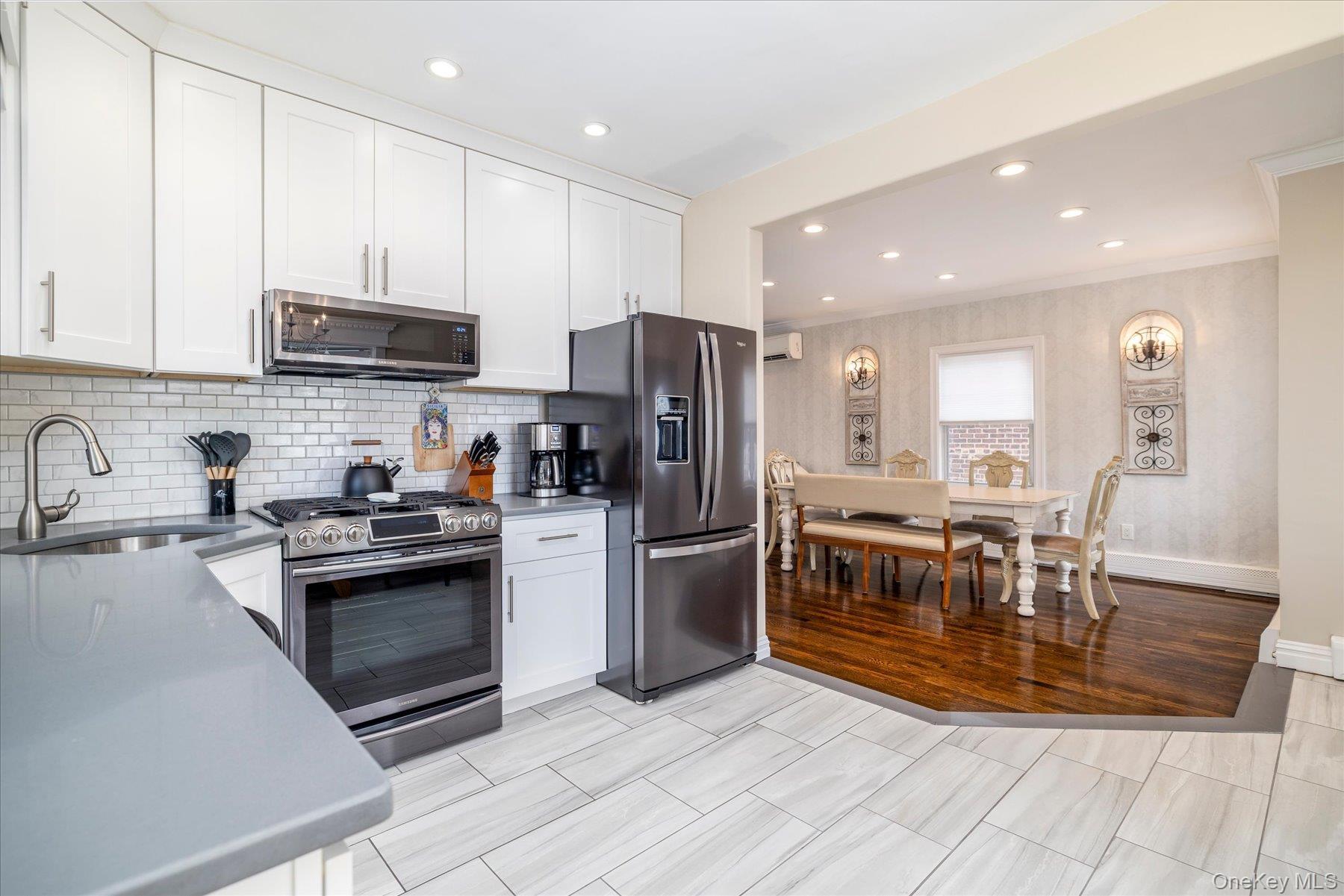 Single Family 96th Street Queens, NY 11414, MLS-1051221-9