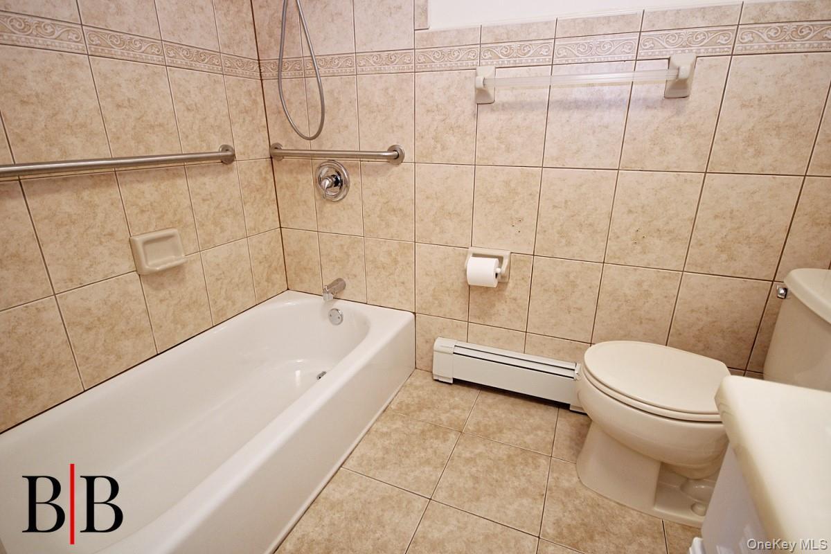 Single Family Bay 46 Street Brooklyn, NY 11214, MLS-1051222-18