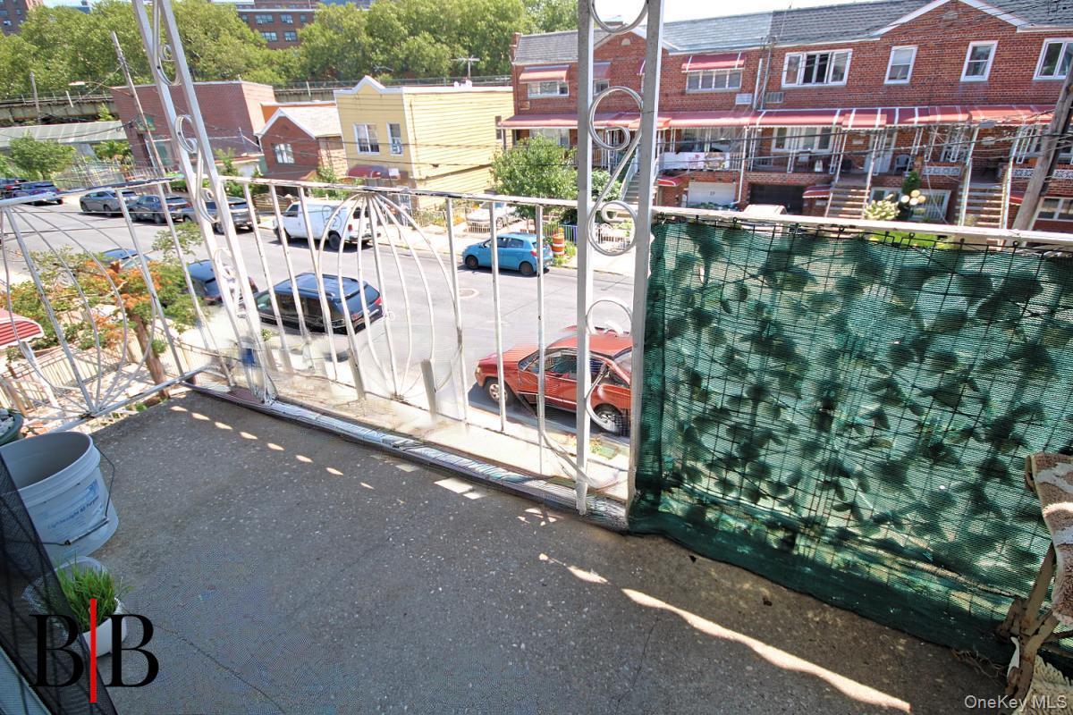 Single Family Bay 46 Street Brooklyn, NY 11214, MLS-1051222-37