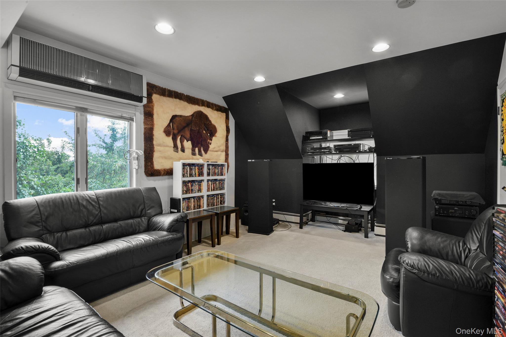Single Family Ridgeview Avenue  Westchester County, NY 10606, MLS-1051224-19