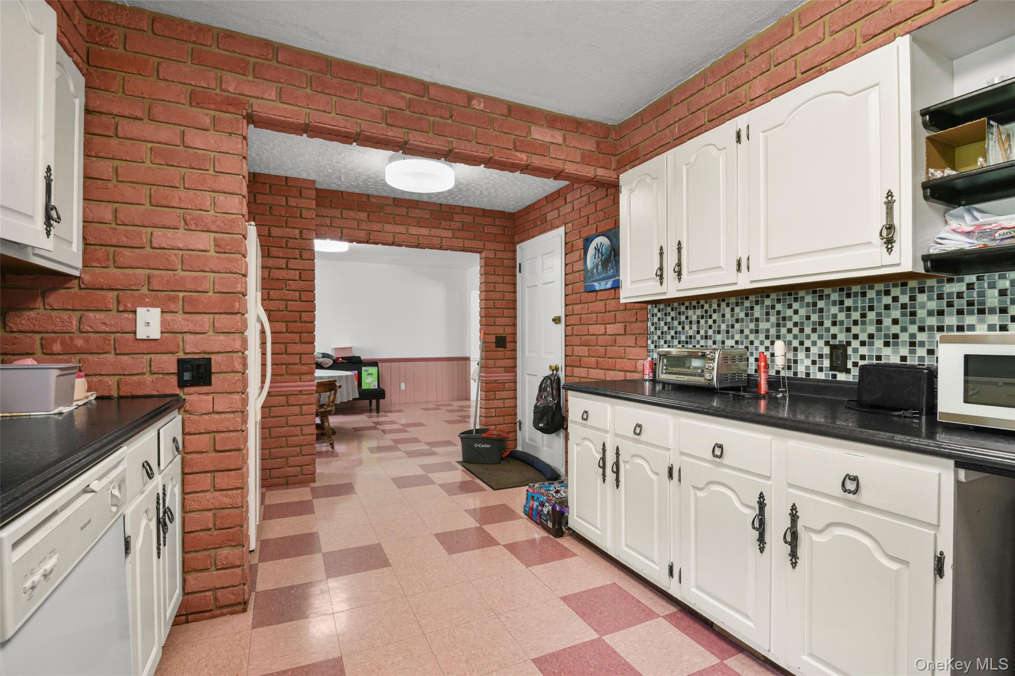 Single Family Ridgeview Avenue  Westchester County, NY 10606, MLS-1051224-9