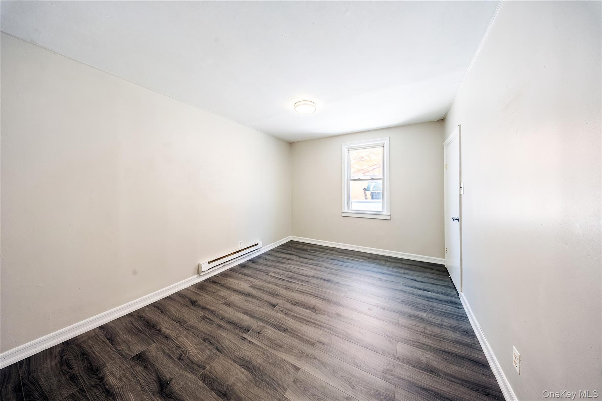 Single Family Palmer Avenue Bronx, NY 10466, MLS-1051260-21