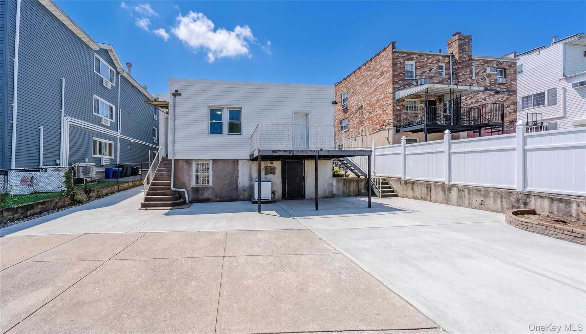 Single Family Palmer Avenue  Bronx, NY 10466, MLS-1051260-28