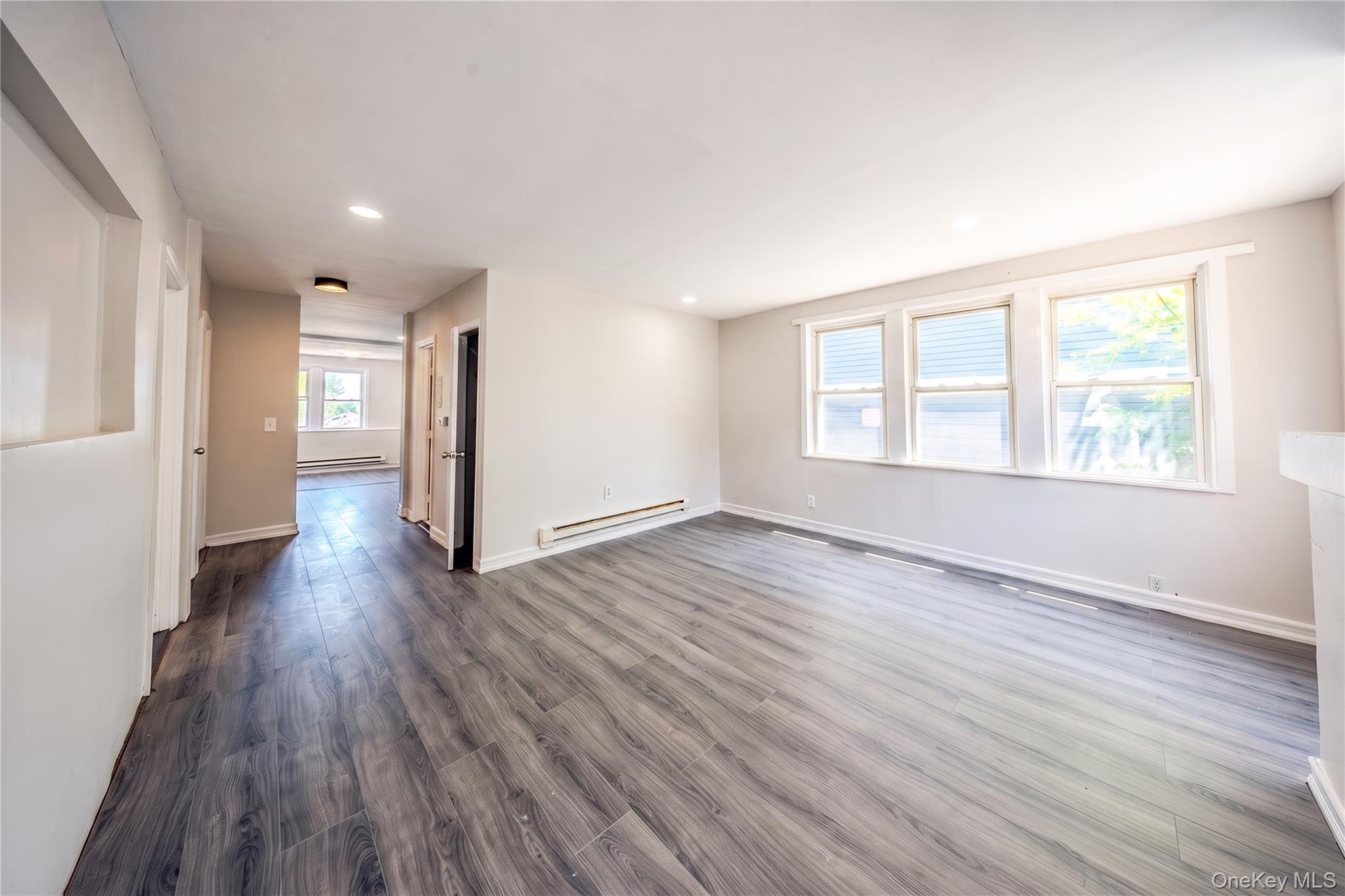 Single Family Palmer Avenue Bronx, NY 10466, MLS-1051260-6