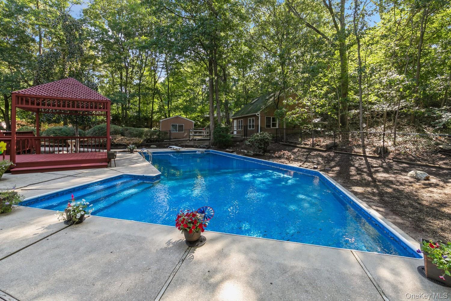 Single Family Kastal Drive Suffolk County, NY 11961, MLS-1051266-41
