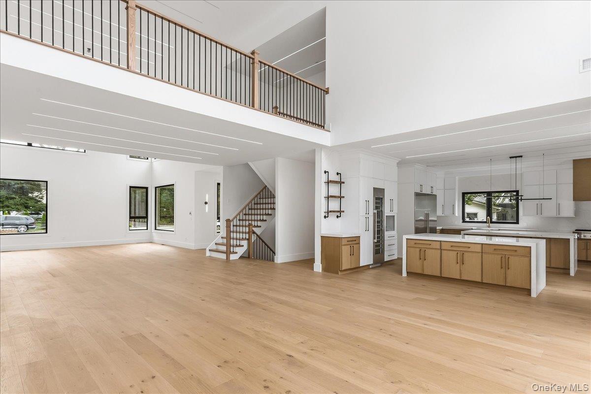 Single Family Westminster Avenue Suffolk County, NY 11746, MLS-1051281-10