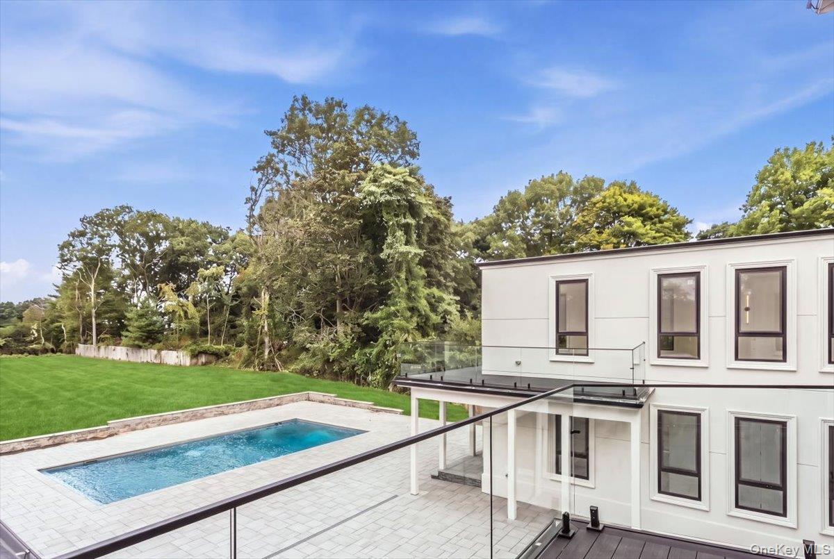 Single Family Westminster Avenue Suffolk County, NY 11746, MLS-1051281-48