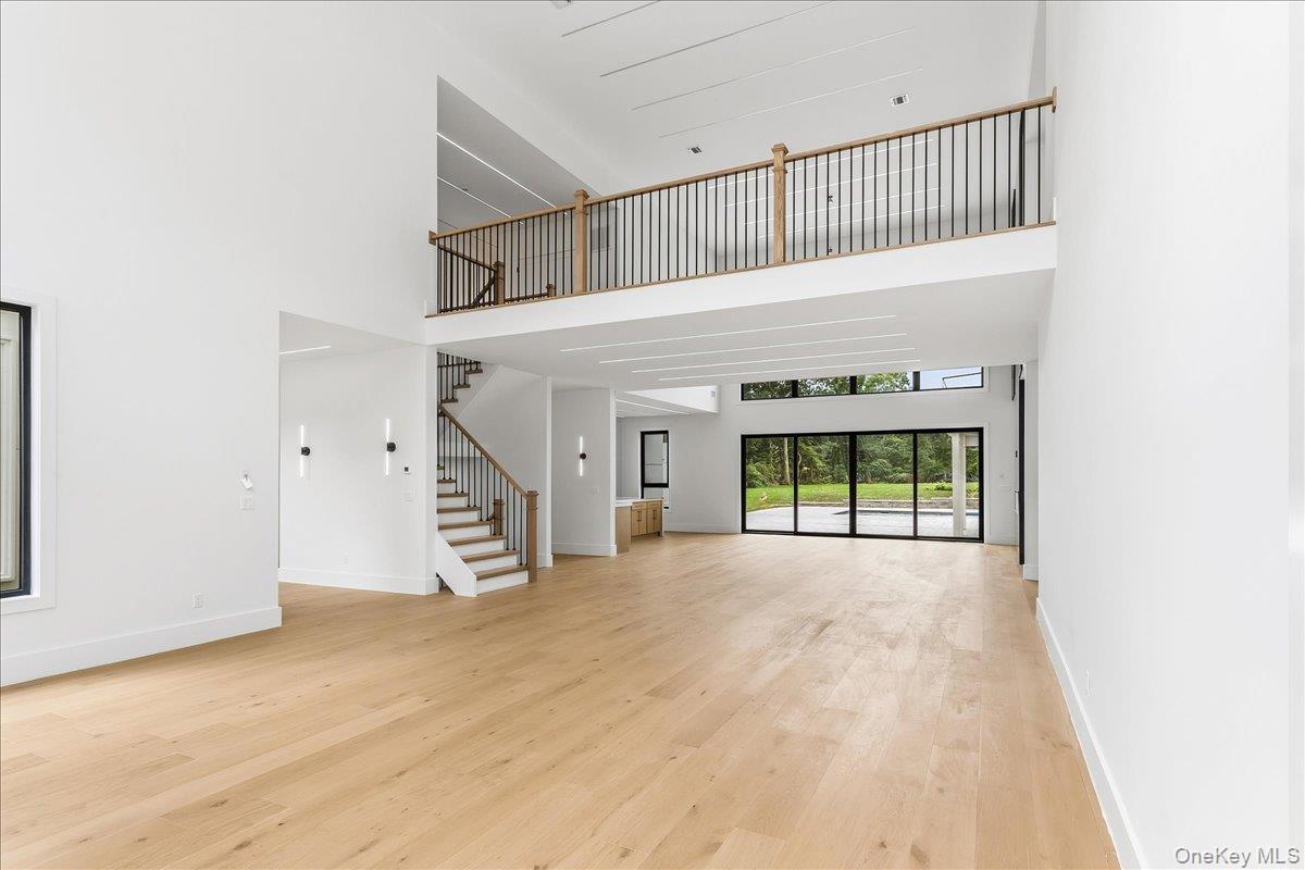 Single Family Westminster Avenue Suffolk County, NY 11746, MLS-1051281-6