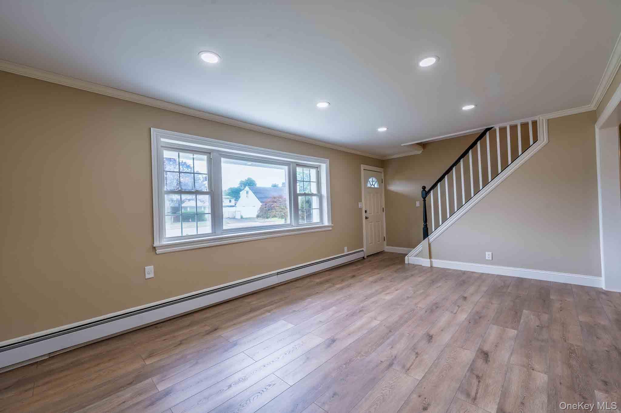 Single Family Park Lane  Nassau County, NY 11714, MLS-1051290-9