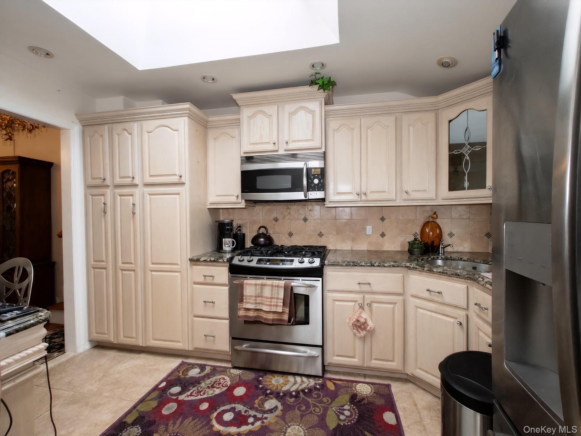 Single Family 157th Street  Queens, NY 11434, MLS-1051300-4