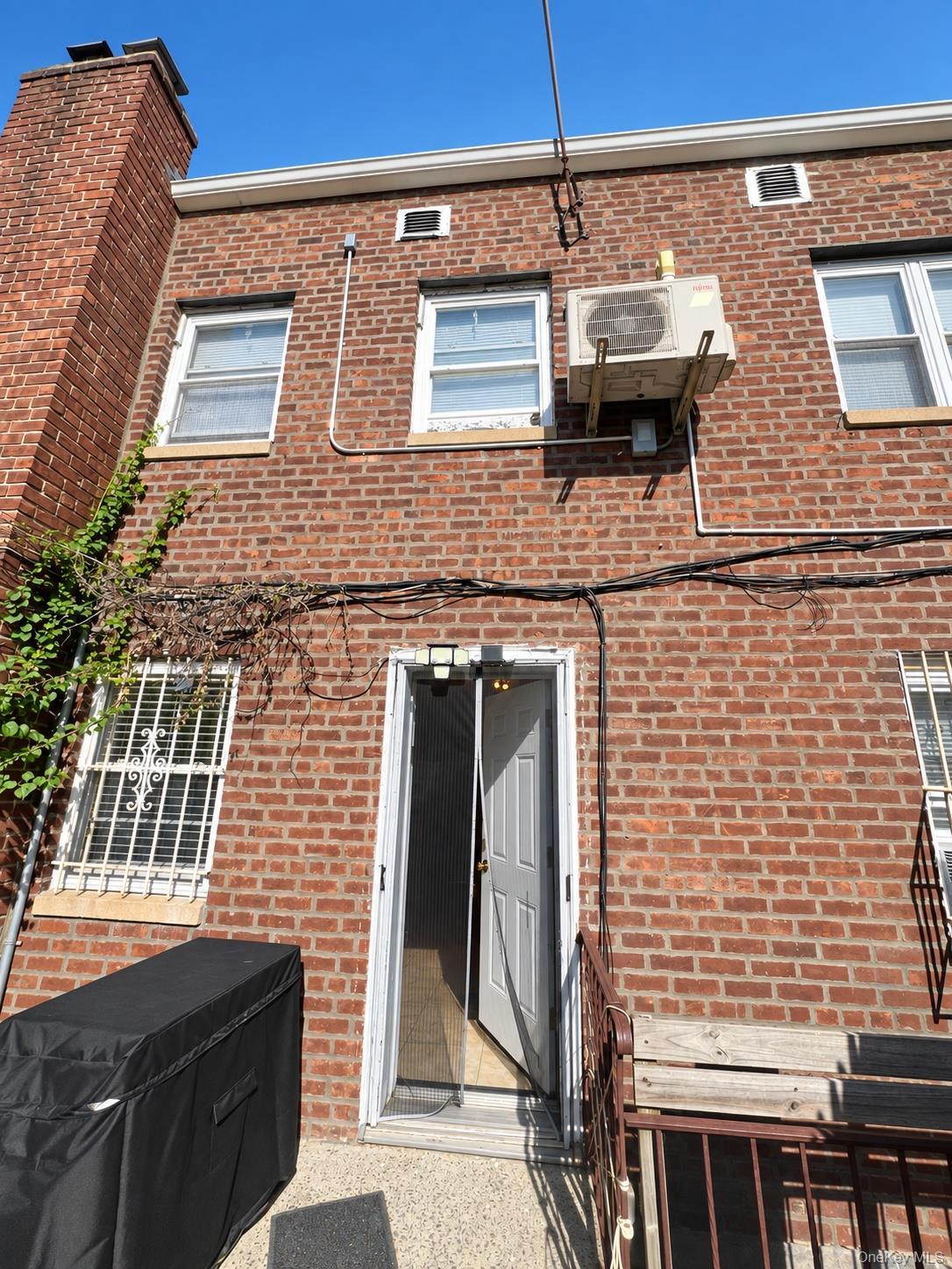 Single Family 141st Street  Queens, NY 11367, MLS-1051302-16