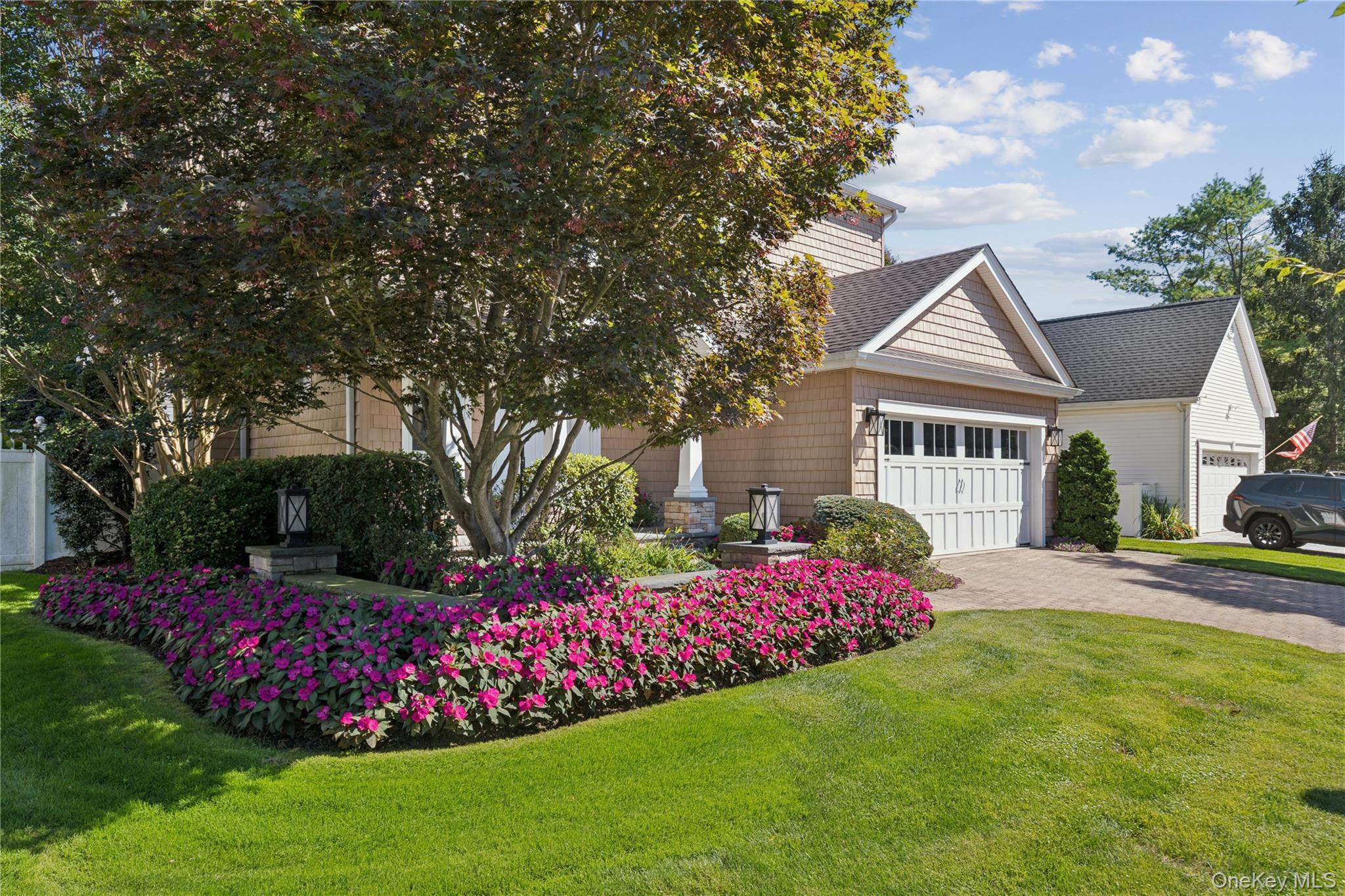 Single Family Esmond Avenue Suffolk County, NY 11747, MLS-1051306-38