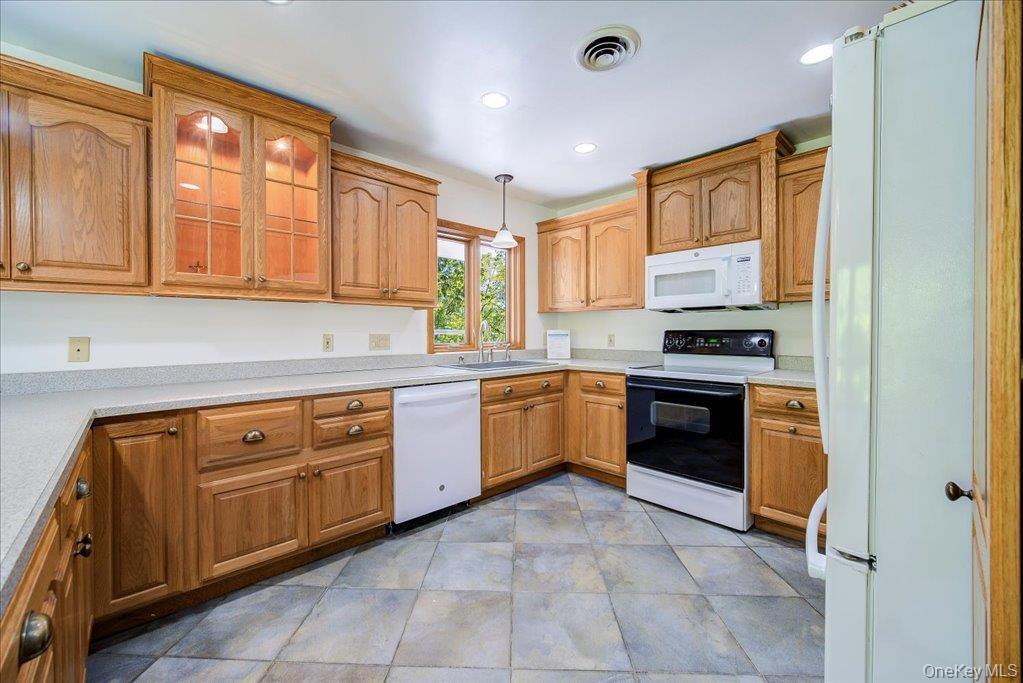 Single Family Mcintosh Drive Dutchess County, NY 12603, MLS-1051308-13