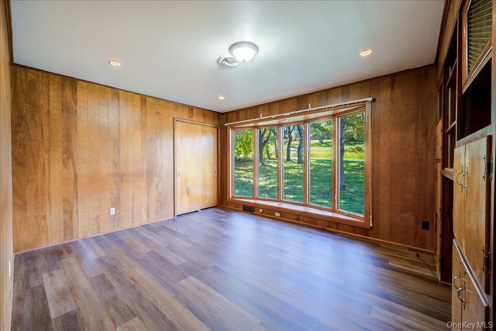 Single Family Mcintosh Drive Dutchess County, NY 12603, MLS-1051308-20