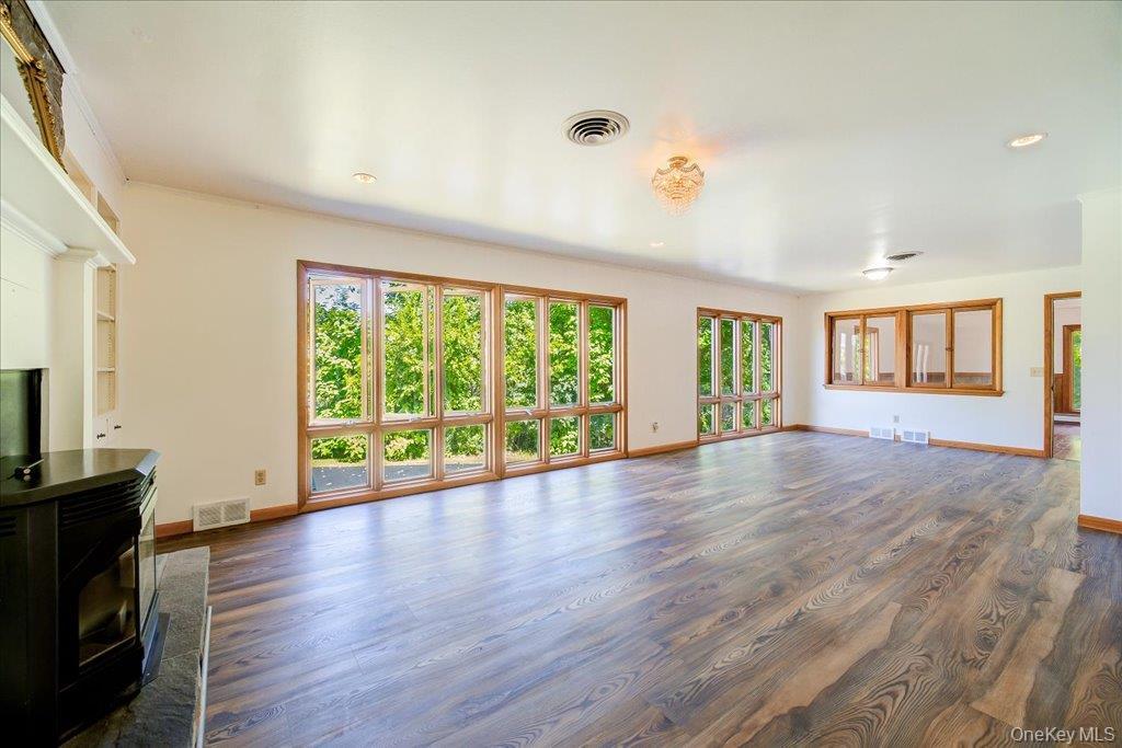 Single Family Mcintosh Drive Dutchess County, NY 12603, MLS-1051308-5