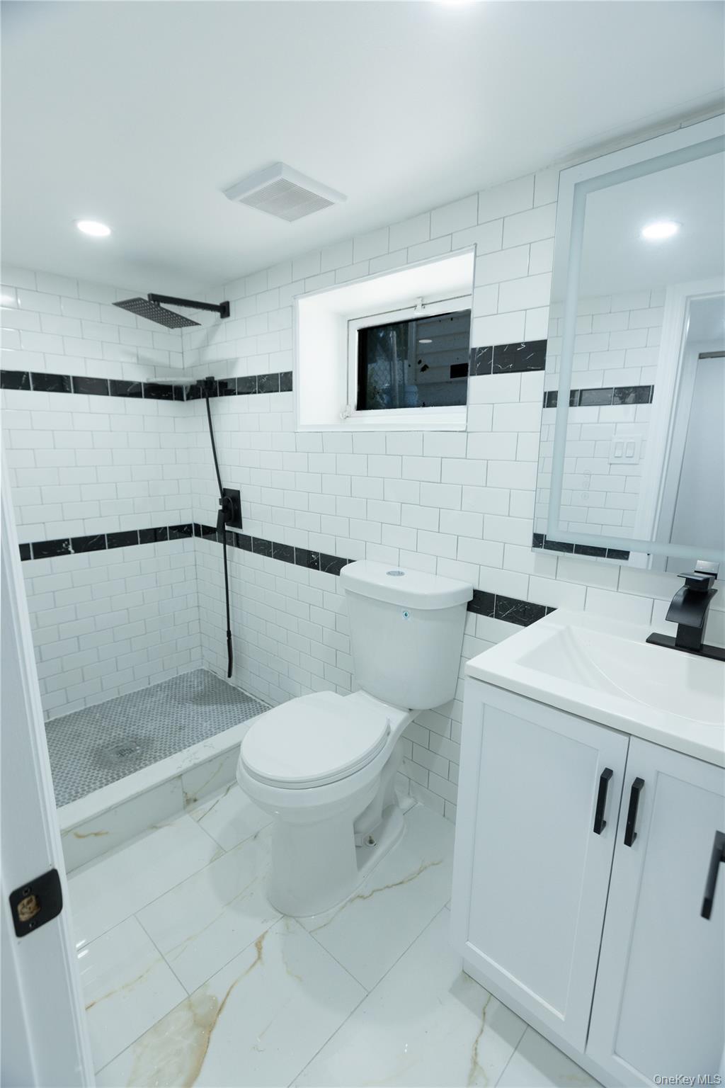 Single Family 175th Street Queens, NY 11433, MLS-1051345-10