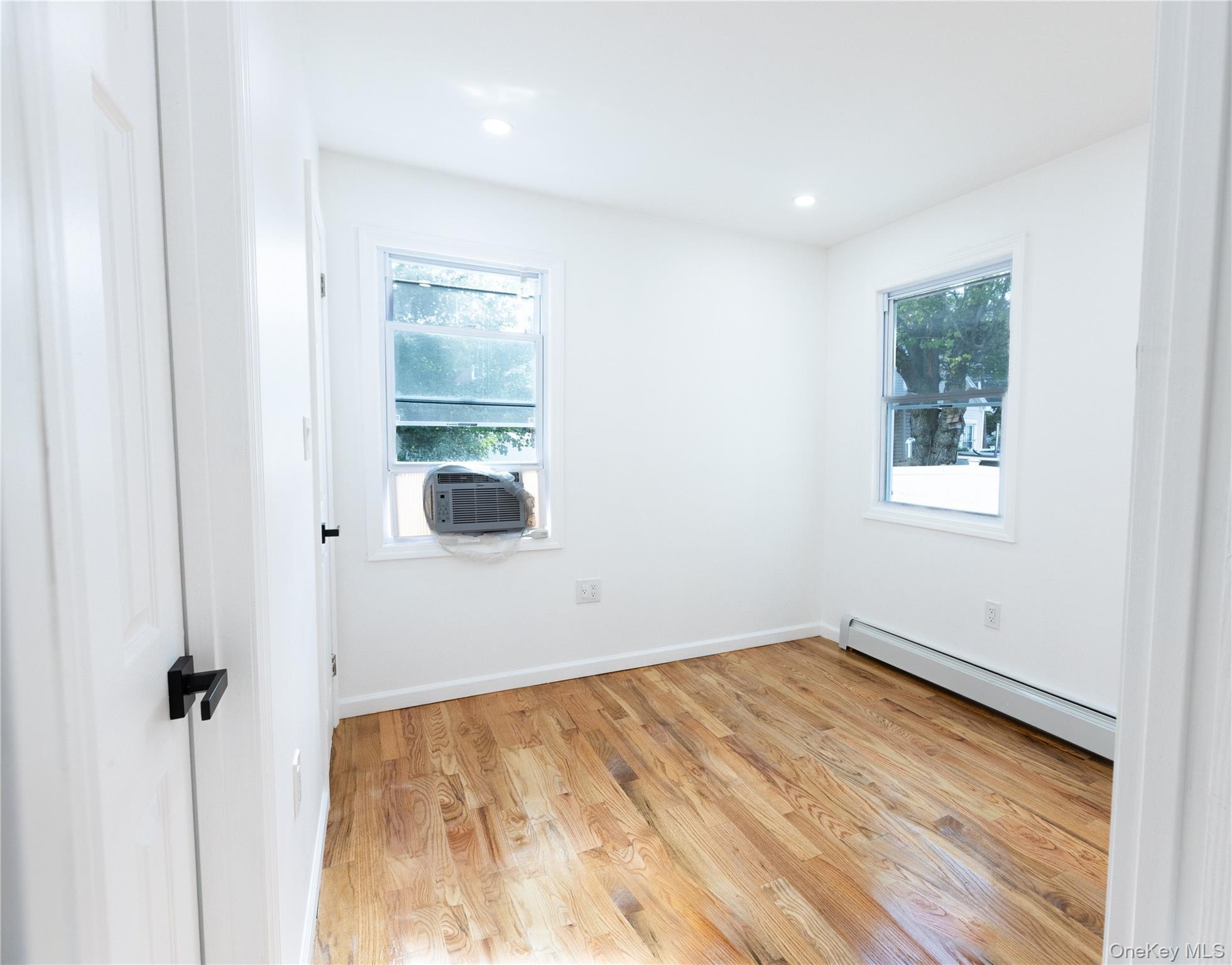 Single Family 175th Street Queens, NY 11433, MLS-1051345-11