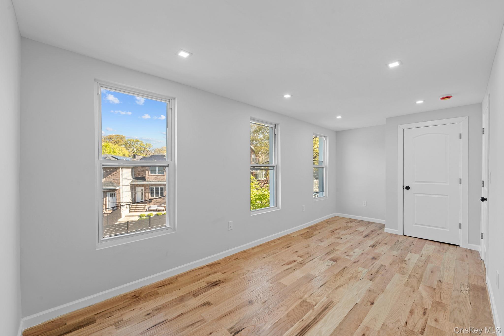 Single Family Crosby Avenue Brooklyn, NY 11207, MLS-1051347-8