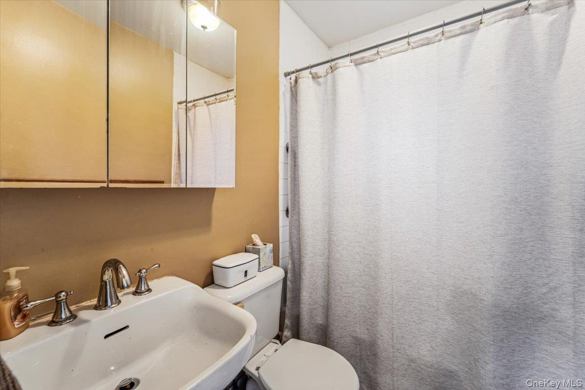 Single Family 34th Avenue Queens, NY 11361, MLS-1051348-10