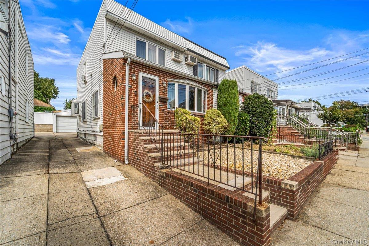 Single Family 34th Avenue Queens, NY 11361, MLS-1051348-2