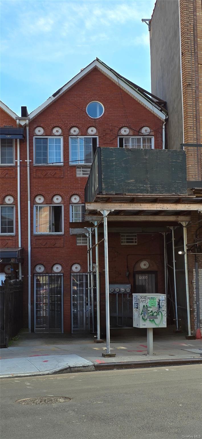 Single Family E New York Avenue  Brooklyn, NY 11212, MLS-1051354-4