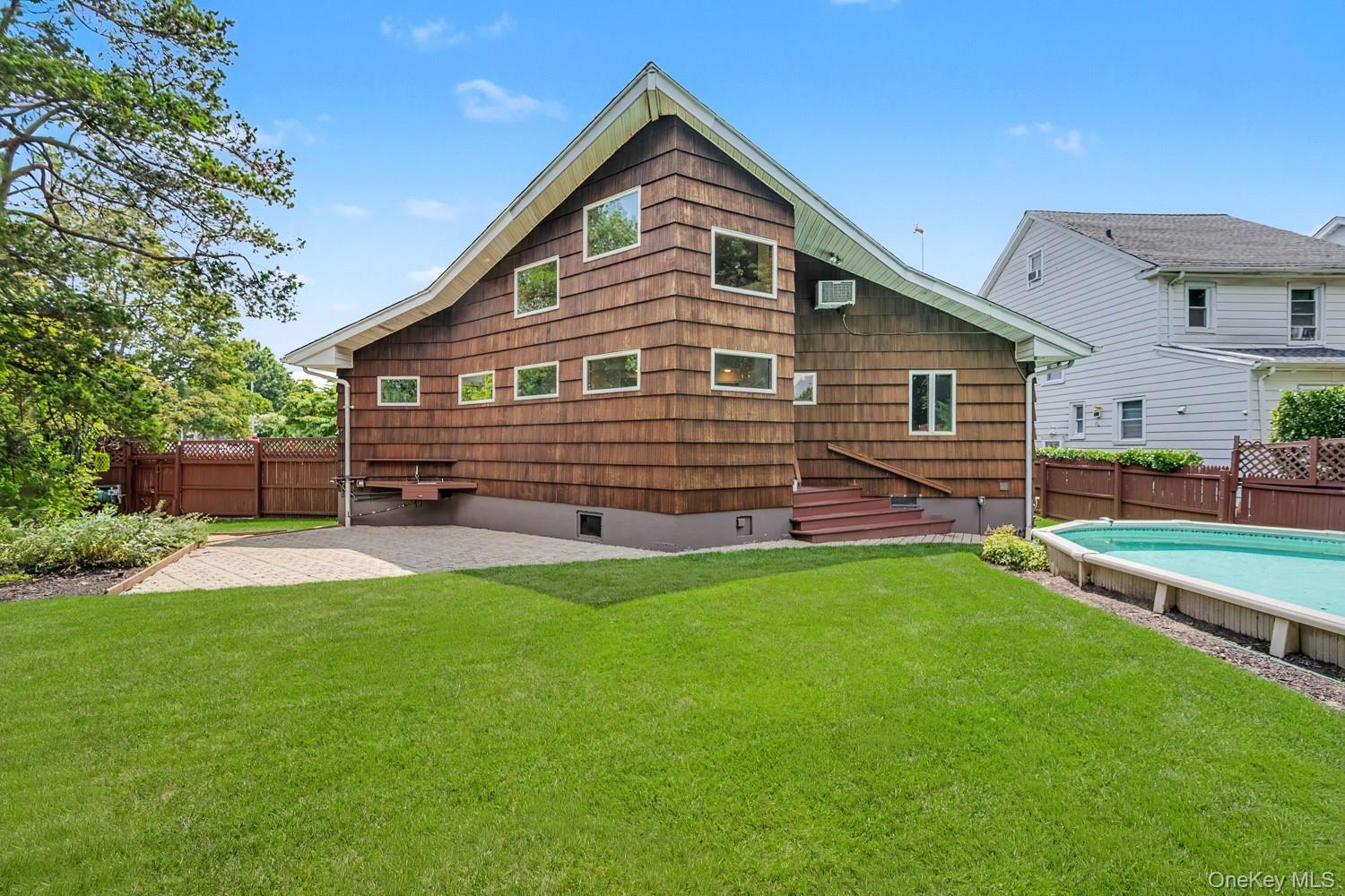 Single Family 13th Avenue Queens, NY 11357, MLS-1051378-24