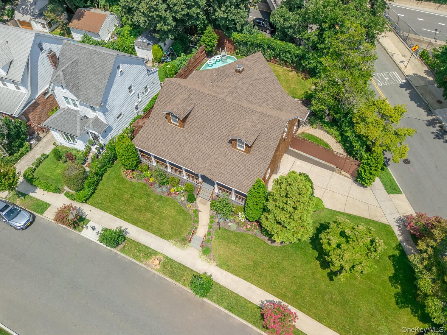 Single Family 13th Avenue Queens, NY 11357, MLS-1051378-32