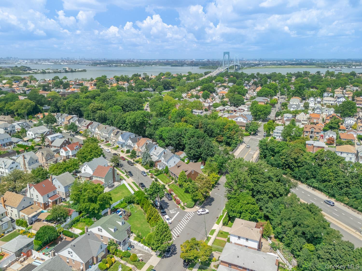 Single Family 13th Avenue  Queens, NY 11357, MLS-1051378-35