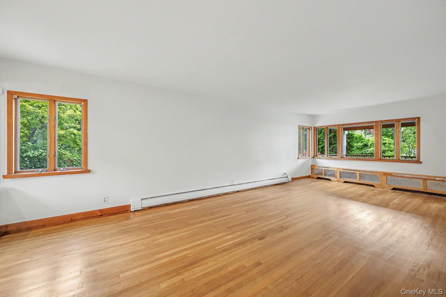 Single Family 13th Avenue Queens, NY 11357, MLS-1051378-7