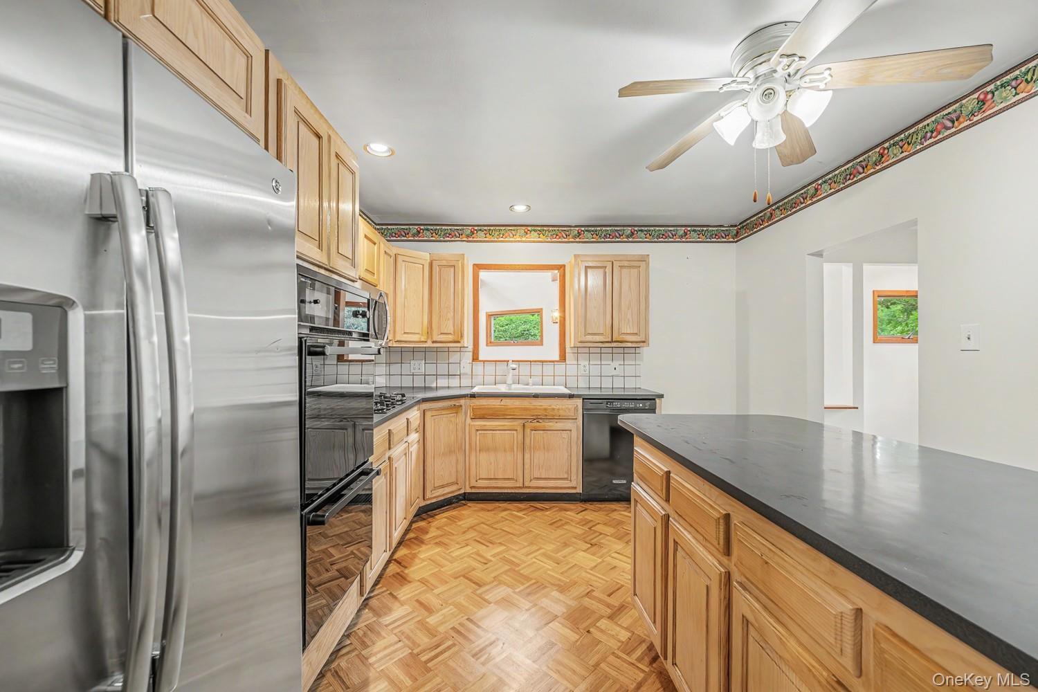 Single Family 13th Avenue Queens, NY 11357, MLS-1051378-8