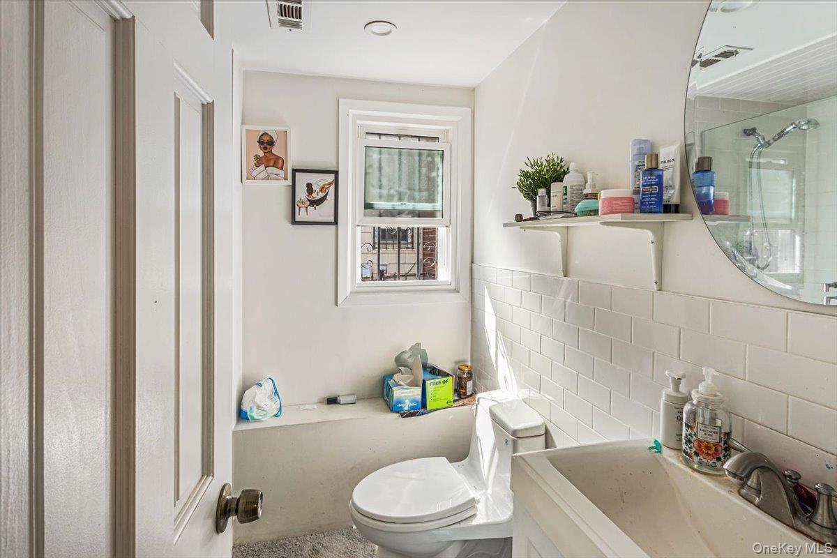 Single Family 137th Street Queens, NY 11356, MLS-1051380-14