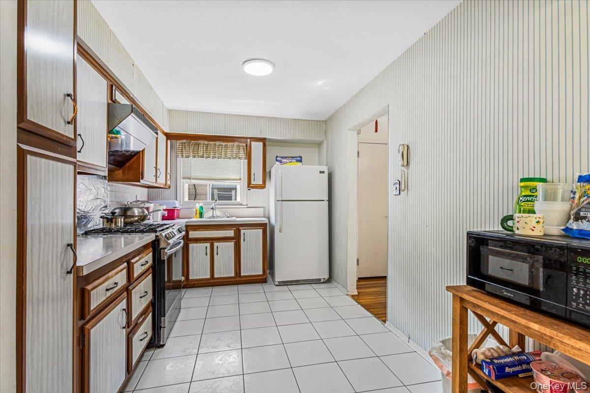 Single Family 137th Street Queens, NY 11356, MLS-1051380-5